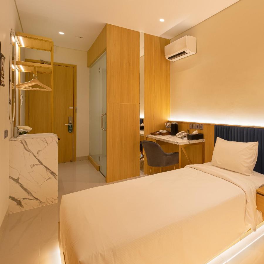 The Risman Hotel At Jakarta Airport Cbc タンゲラン エクステリア 写真